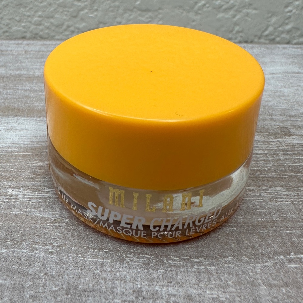 $4 🌙 Milani Supercharged‎ Lip Mask